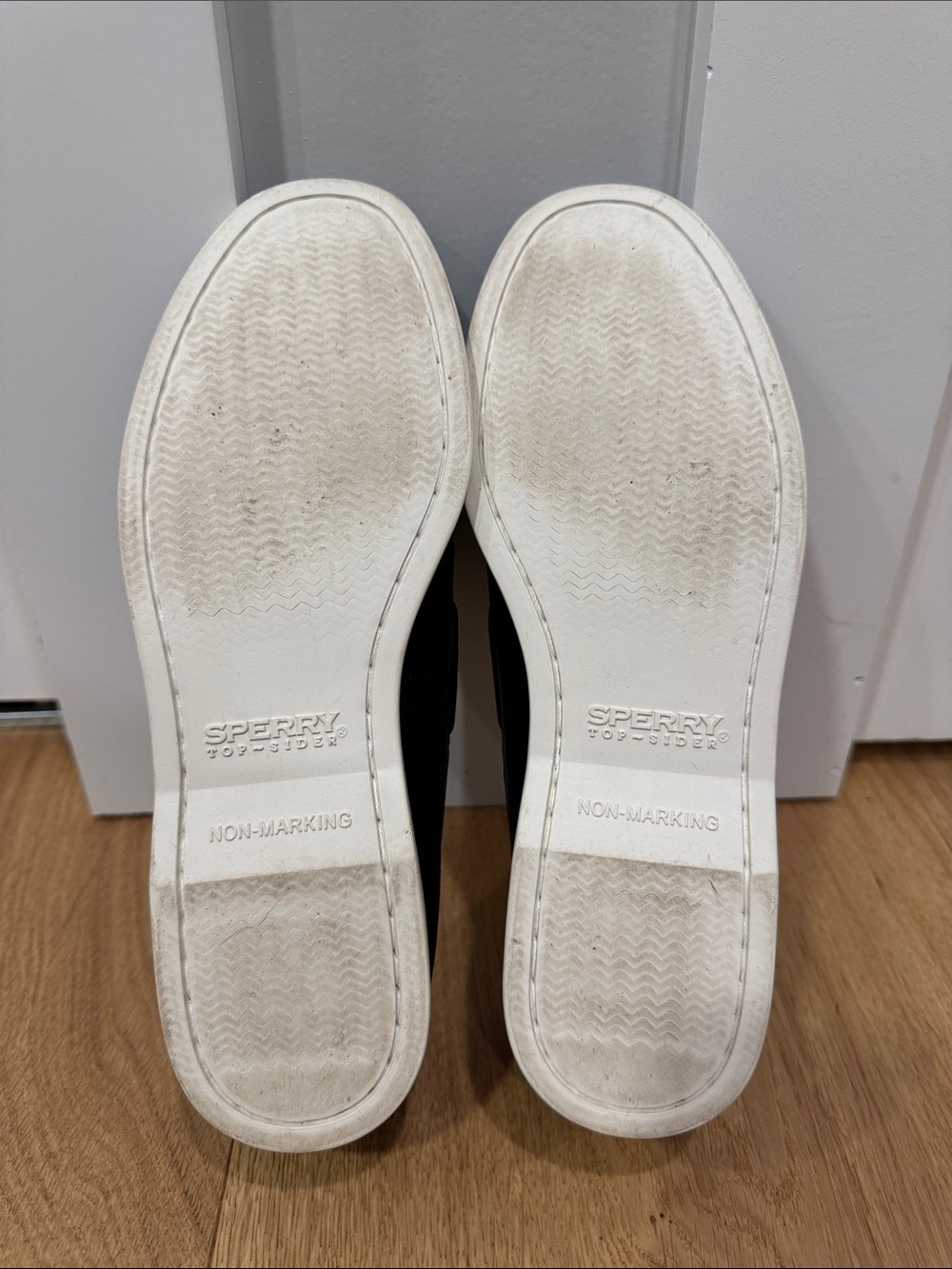 Sperry Black and White Women's Moccasin Boat Shoes - Picture 8 of 10